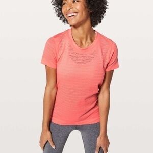 Lululemon Breeze By Short Sleeve *Squad Light Coral / Light Coral Size 6